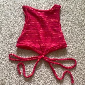 Small knitted shirt from urban renewal